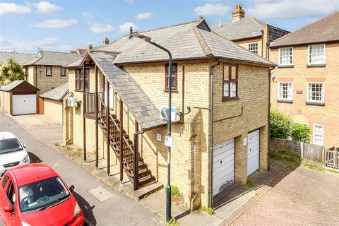1 bedroom coach house for sale, Hawkwood Close, Rochester, Kent