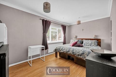 9 Churchbury Road, London, SE9 5HU