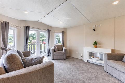 undefined, Orchard Lodge Park, Bidford On Avon B50