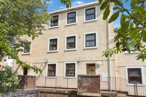4 bedroom maisonette for sale