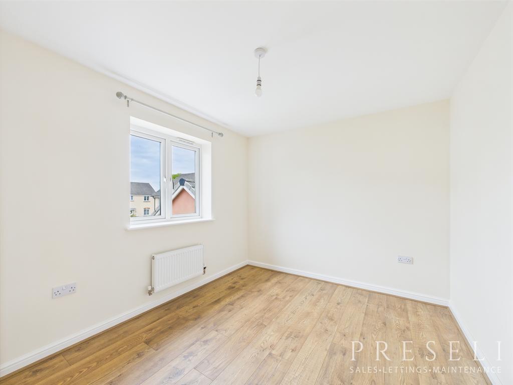 Rear Bedroom