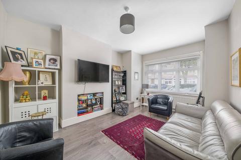 3 bedroom terraced house to rent, Linden Avenue, Thornton Heath CR7