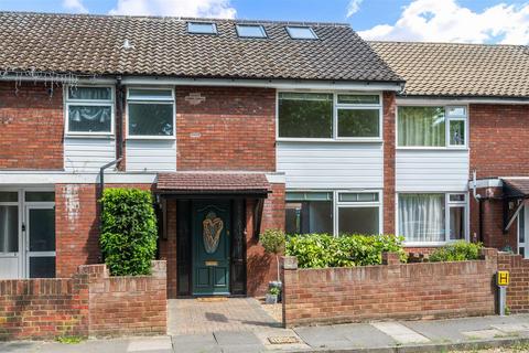 4 bedroom house for sale, Phipps Bridge Road, Colliers Wood SW19