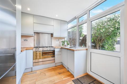 undefined, Phipps Bridge Road, Colliers Wood SW19
