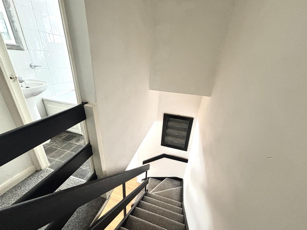 Image00002.jpeg