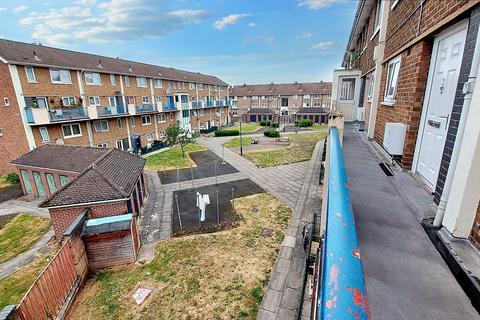 2 bedroom maisonette for sale, Christow Street, Leicester, LE1