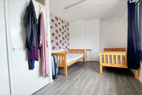 2 bedroom maisonette for sale, Christow Street, Leicester, LE1