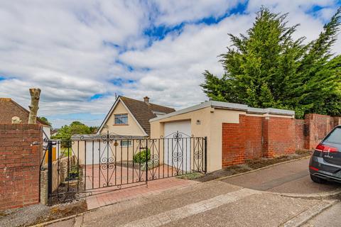 3 bedroom detached bungalow for sale, Wimborne Crescent, Sully CF64