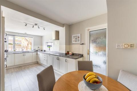 5 bedroom semi-detached house for sale, Woodhorn Gardens, Wideopen, NE13