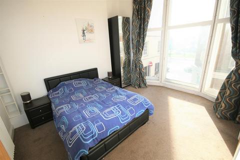 2 bedroom flat for sale, St. James's Street, Brighton