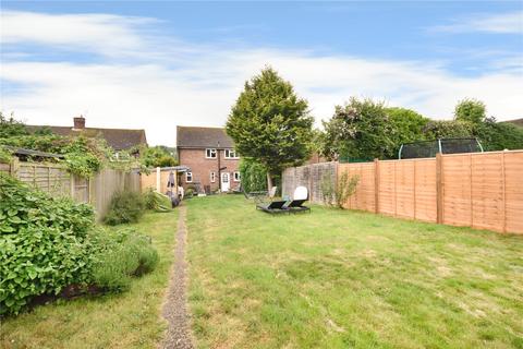 110 Upfield, Horley, RH6 7LF
