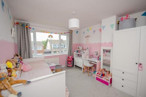 65 Sutherland Avenue, Bristol, BS16 6QW
