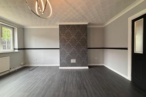3 bedroom semi-detached house to rent, California Terrace, Barnsley