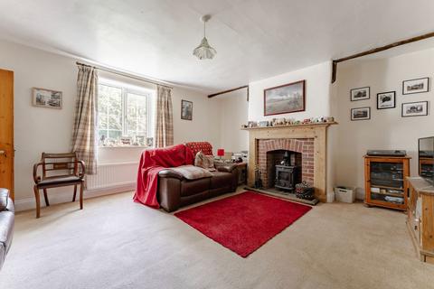4 Barrack Row, Little Ellingham, Attleborough, NR17 1JJ