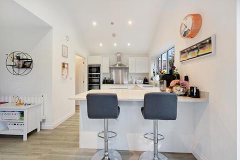 6 Bridgefield Close, Tyldesley, Manchester, M29 8QX