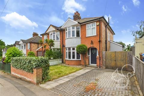 12 Pine View Road, Ipswich, IP1 4HS