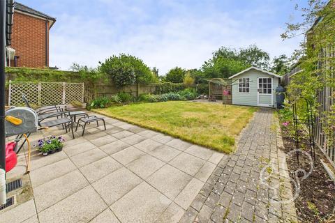 12 Pine View Road, Ipswich, IP1 4HS