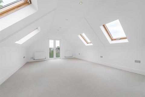 2 bedroom flat for sale, Sanderson Apartments, Beckenham, BR3