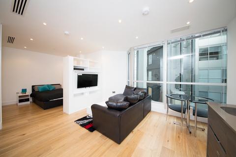 Studio to rent, Staines Road, Hounslow TW3