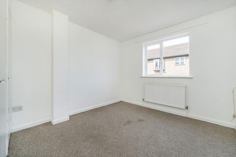 2 bedroom flat for sale, Abbeyfields Close, London NW10