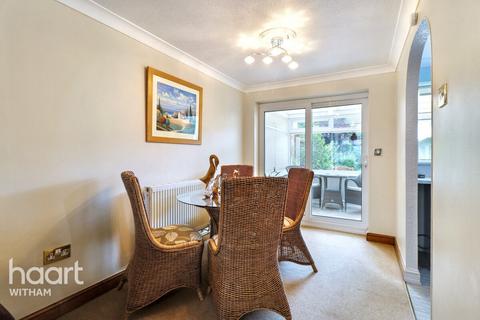 3 Abraham Drive, Silver End, Witham, CM8 3SP