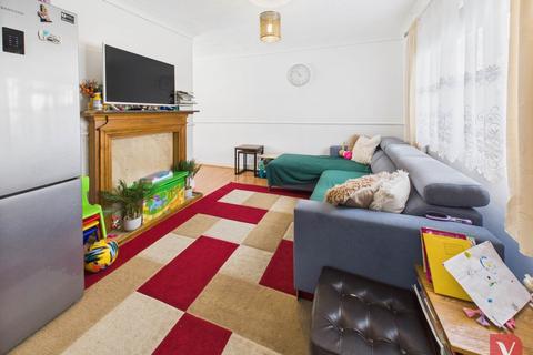 44 Beadlow Road, Luton, LU4 0QZ