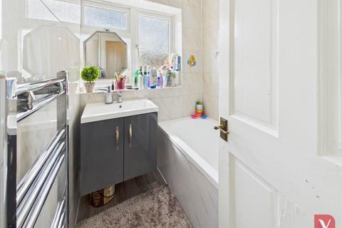 44 Beadlow Road, Luton, LU4 0QZ