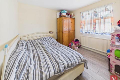 44 Beadlow Road, Luton, LU4 0QZ