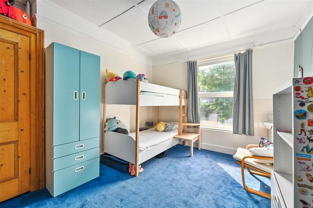 8-wellington-road-tn34 (8).jpg