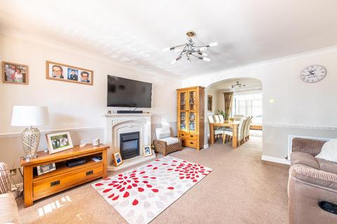 5 bedroom detached house for sale, Calderwood, Gravesend