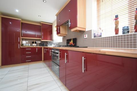 4 bedroom detached house for sale, Moulton Road, Hamilton, Leicester, LE5