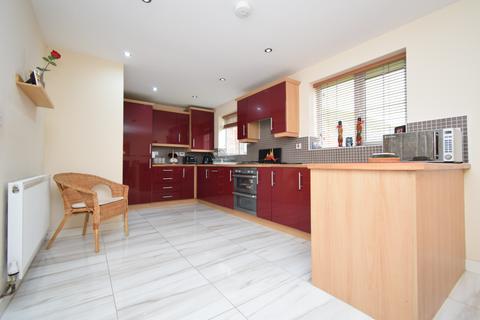 4 bedroom detached house for sale, Moulton Road, Hamilton, Leicester, LE5