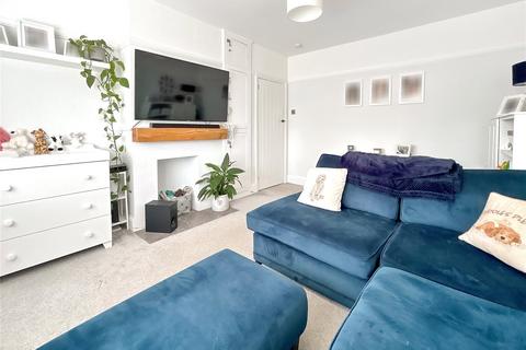 10 Burnham Road, Sidcup, DA14 4PY