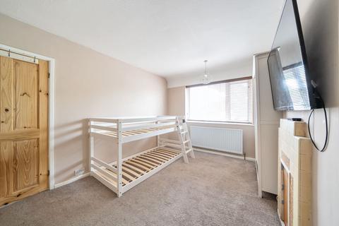 3 Carnarvon Drive, Hayes, UB3 1PT