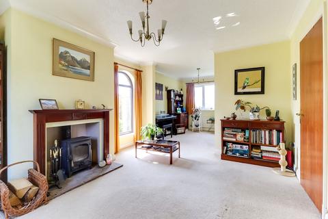 8 Coniston Drive, Cockermouth, CA13 9JA