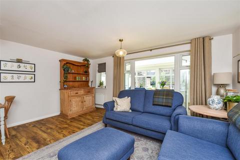 4 Appleton Close, Clanfield, Waterlooville, PO8 0ZG