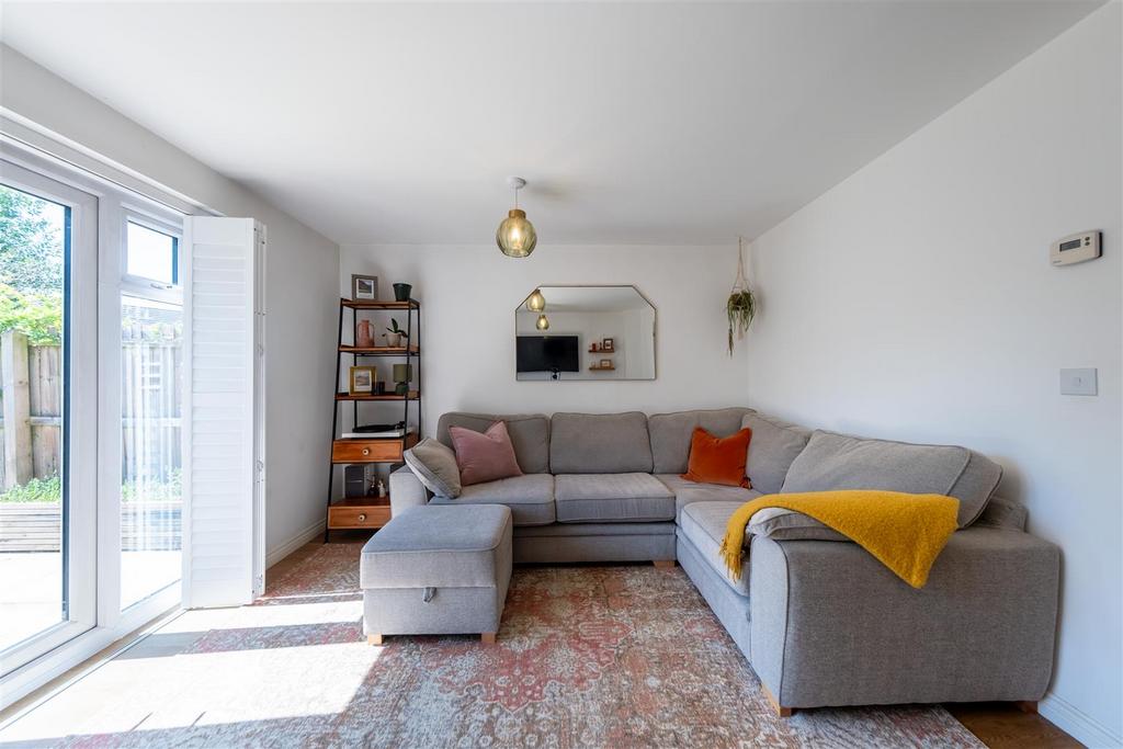 22 Firecrest Way-009.jpg
