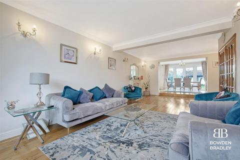 undefined, Clayhall Avenue, Clayhall
