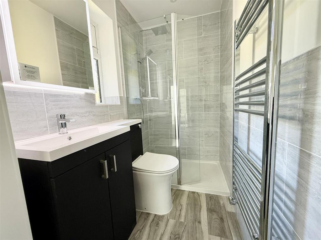 En suite shower room