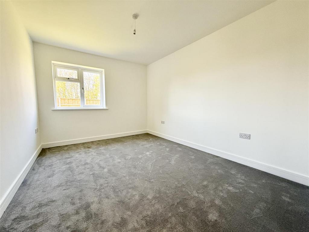 Bedroom to side