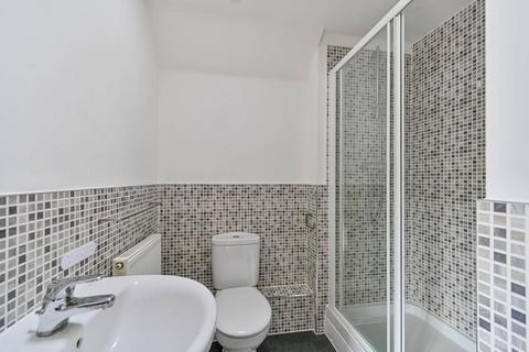 8 Edgeworth Close, Slough, SL3 7FS