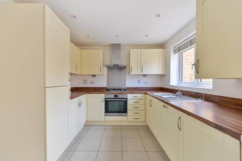 4 bedroom detached house for sale, Edgeworth Close, Langley, Slough, SL3