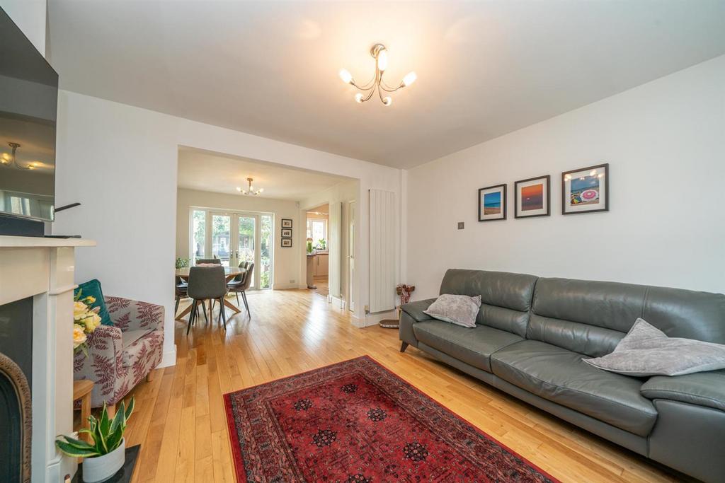 48-Dickinson-Avenue-5662.jpg