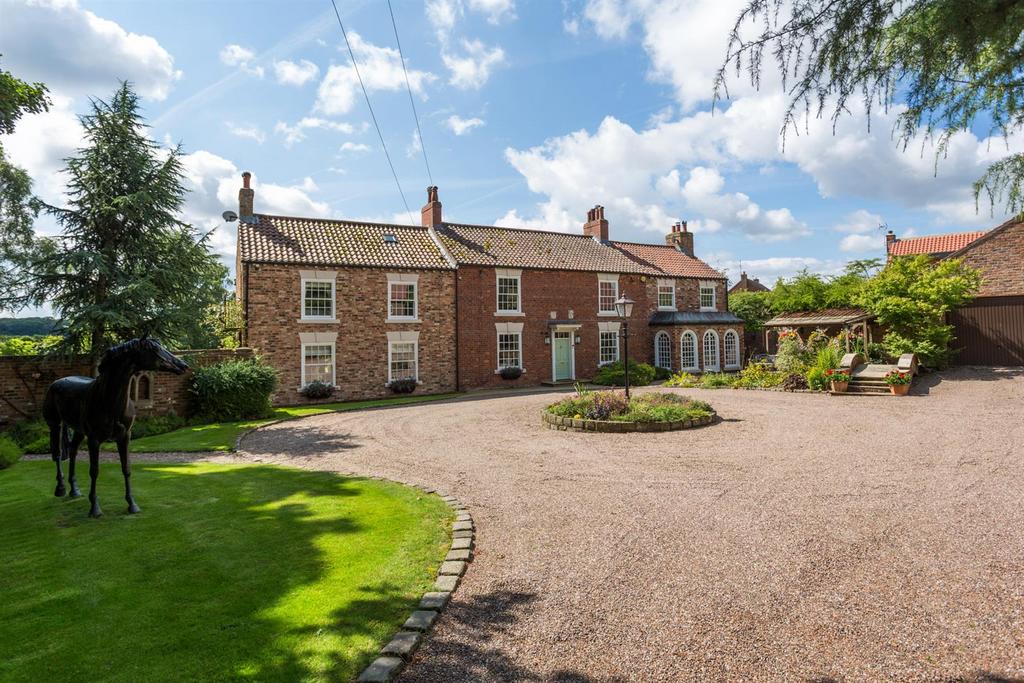 Scuttlepond House