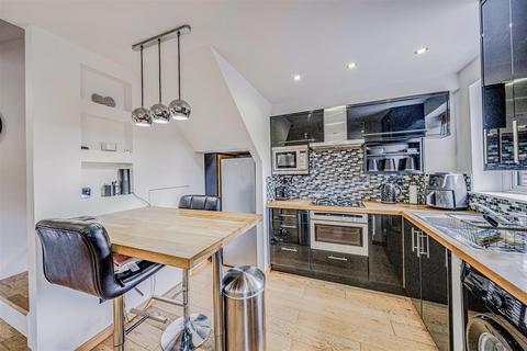 5 Cheswick Close, Dartford, DA1 4TE