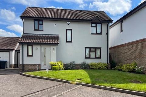 Wetherly Close, Old Harlow, CM17