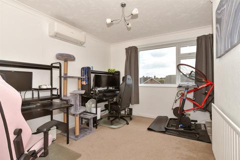 85 Wessex Drive, Erith, DA8 3AE