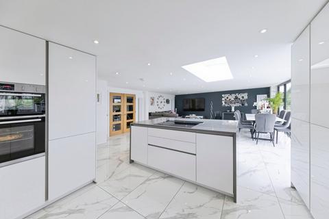 35 Bradgate, Cuffley, Potters Bar, EN6 4RN