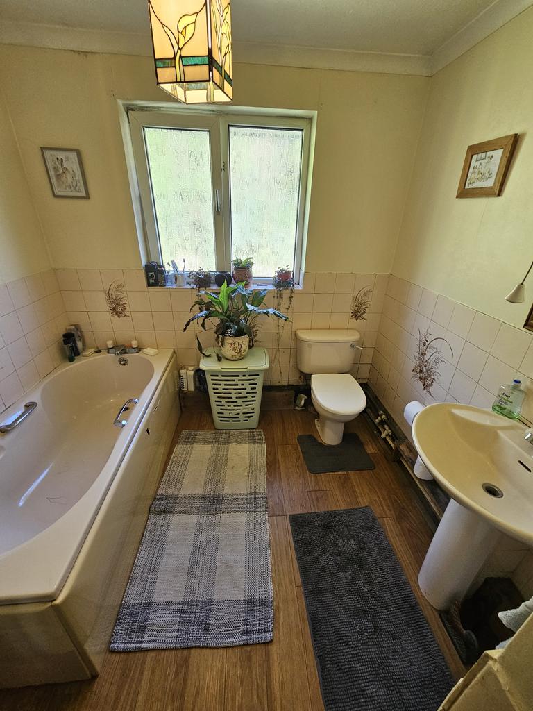 Family bathroom