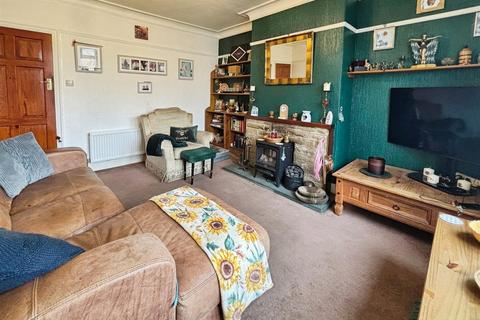 165 Carr Bottom Road, Bradford, BD5 9AH